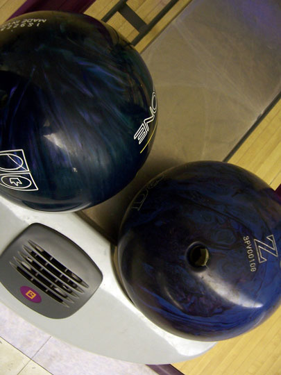 Bowling Information - Bowling Games, Alleys, and Rules